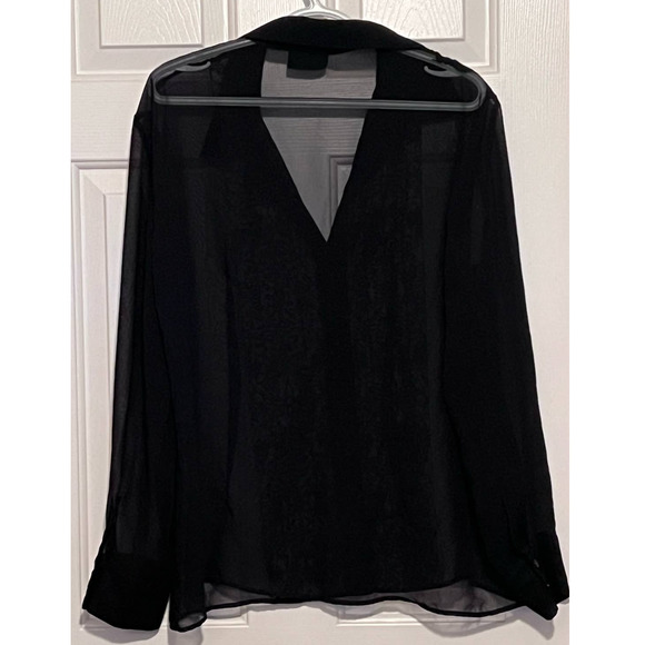 New York & Company‎ Women's Black Sheer Long Sleeve Button Front V-Neck No Size - Picture 2 of 3
